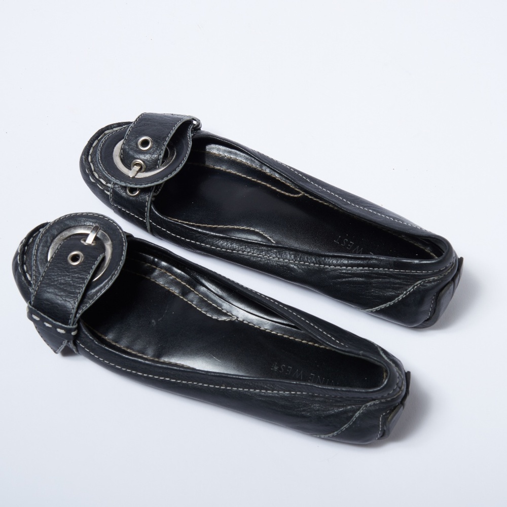 Woman's Black 9 West Flats